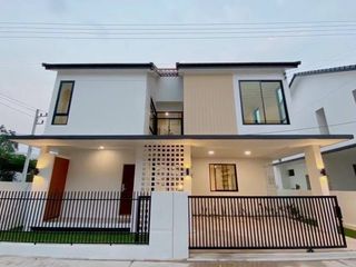 For Rent 3 Bedroom House In Saraphi, Chiang Mai