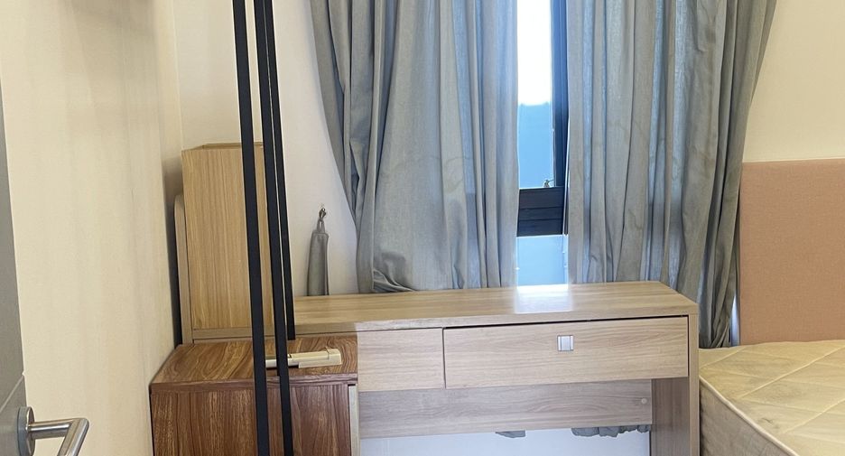 For sale and for rent 3 bedrooms townhouse in Yan Nawa, Bangkok