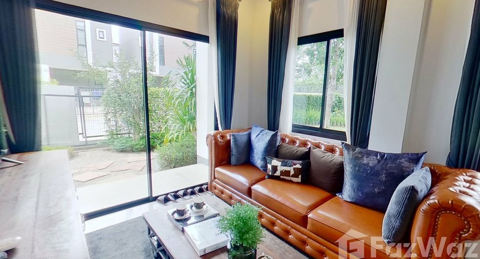Casa adosada en venta de 3 habitaciones en Saraphi, Chiang Mai