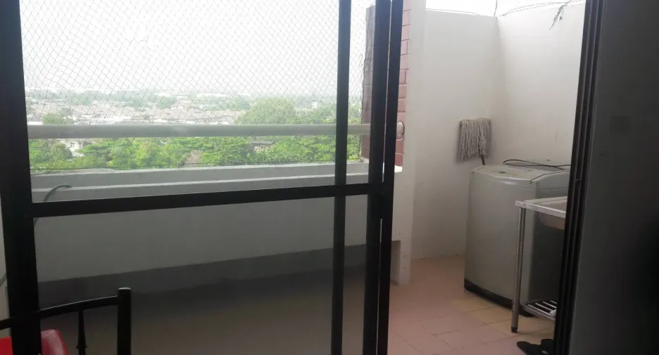 For sale studio condo in Bang Na, Bangkok