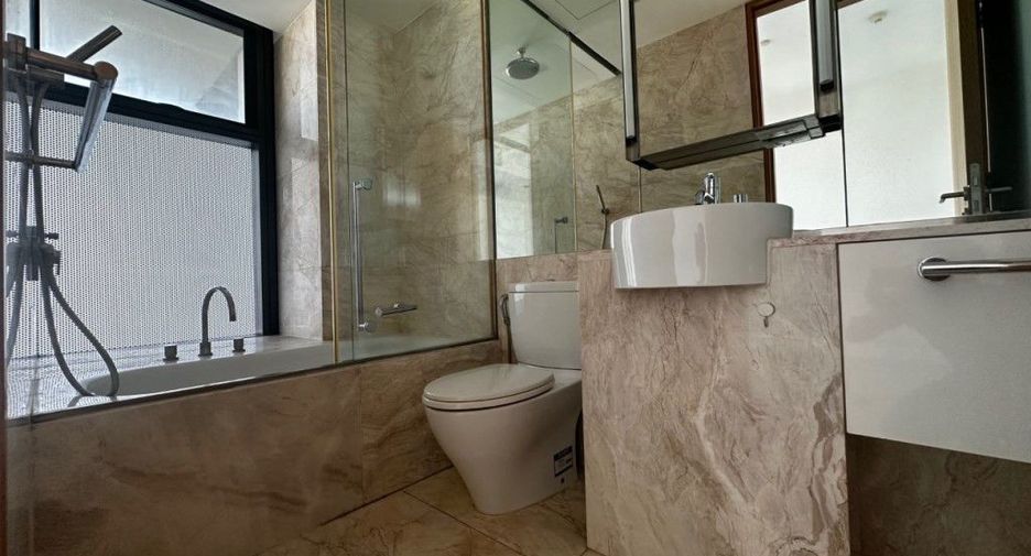 For sale 2 bedrooms condo in Sathon, Bangkok