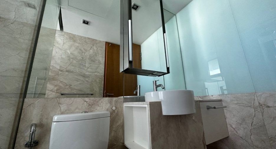 For sale 2 bedrooms condo in Sathon, Bangkok