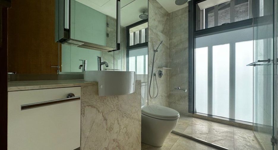 For sale 2 bedrooms condo in Sathon, Bangkok