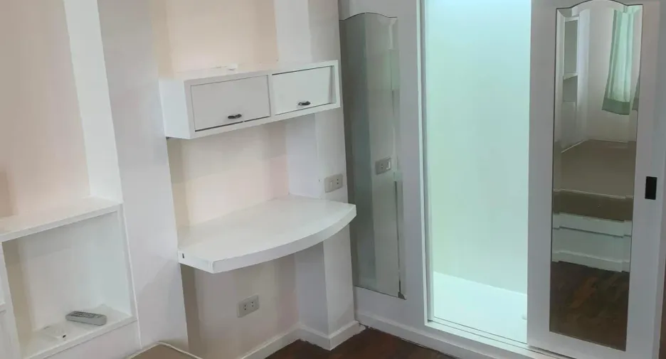 Wohnung zum Kauf und zur Miete mit 2 Zimmer in Yan Nawa, Bangkok