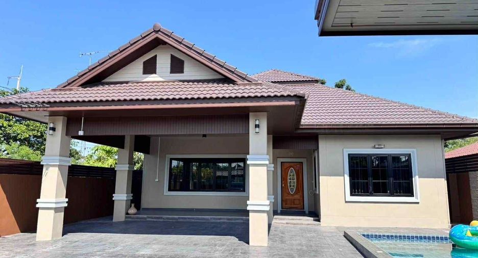 For rent 3 bedrooms villa in Bang Lamung, Chonburi