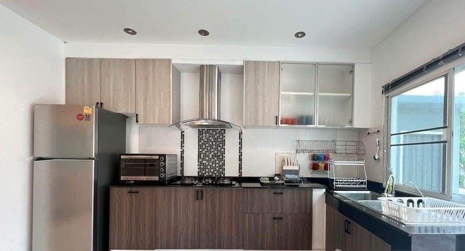 For sale and for rent 5 bedrooms villa in San Sai, Chiang Mai