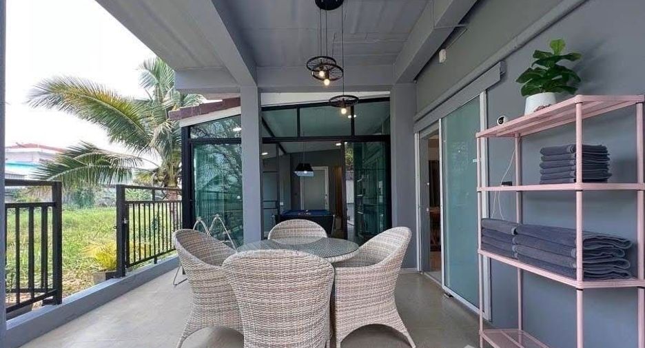 For sale and for rent 5 bedrooms villa in San Sai, Chiang Mai