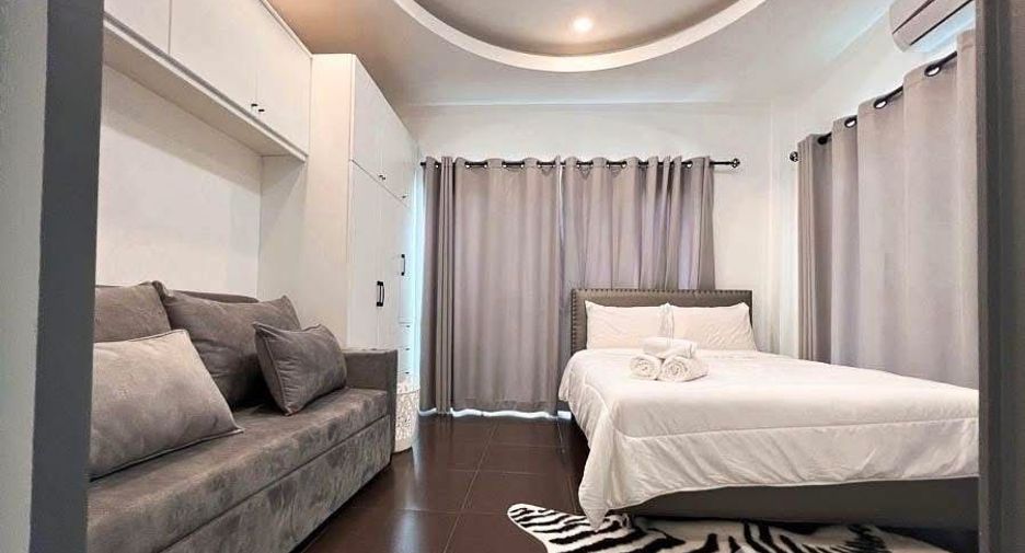 For sale and for rent 5 bedrooms villa in San Sai, Chiang Mai