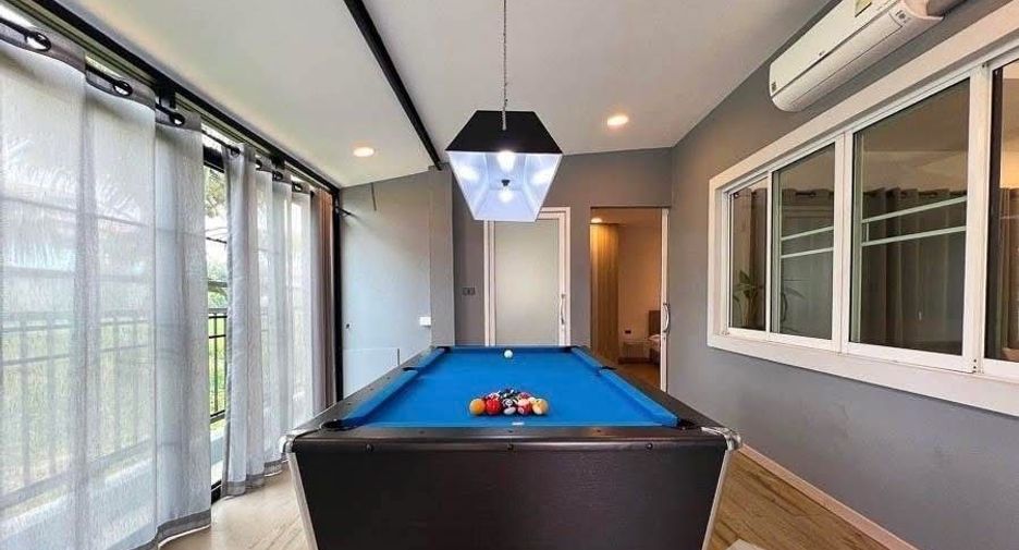 For sale and for rent 5 bedrooms villa in San Sai, Chiang Mai