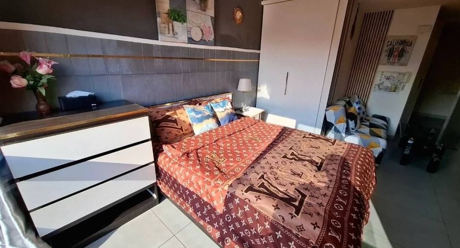 À vendre et à louer studio condo à Bang Lamung, Chonburi
