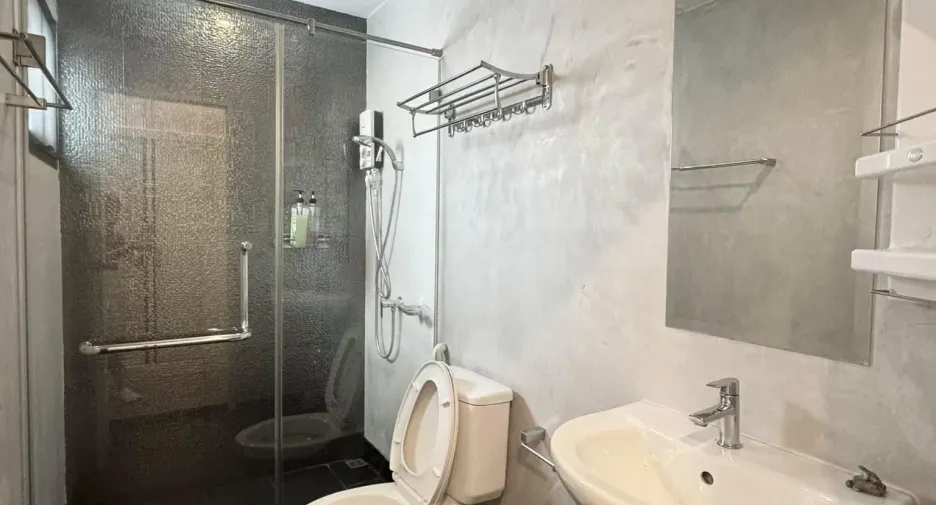 For rent 2 bedrooms condo in Mueang Chiang Mai, Chiang Mai