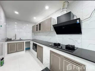 For sale そして for rent 4 ベッドルーム townhouse in Wang Thonglang, Bangkok