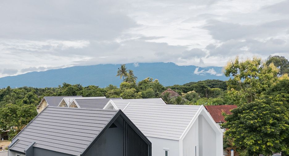 For sale 3 bedrooms house in Saraphi, Chiang Mai