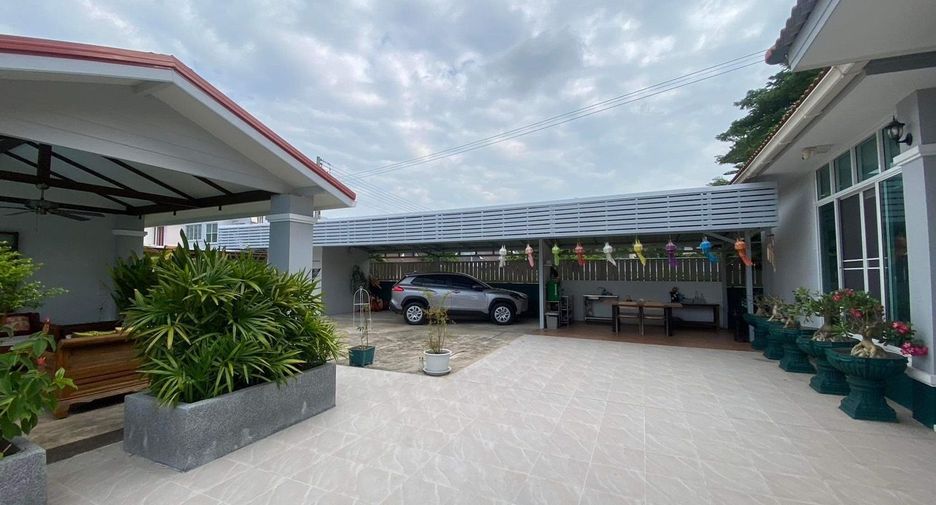 For rent 3 bedrooms house in San Sai, Chiang Mai