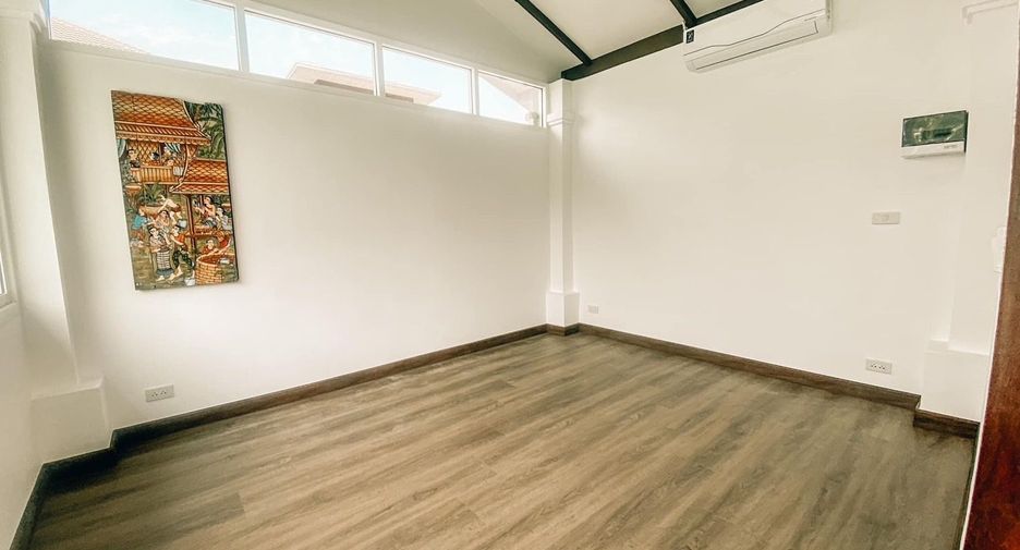 For rent 3 bedrooms house in San Sai, Chiang Mai