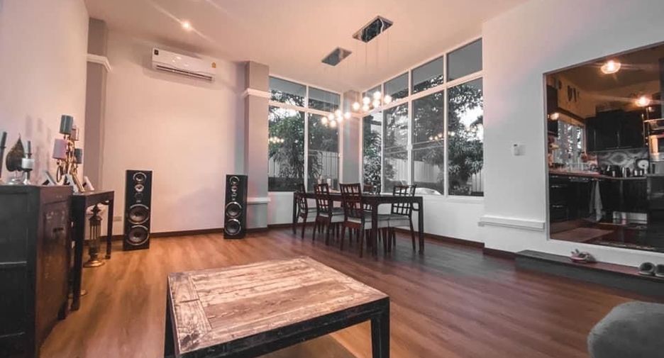 For rent 3 bedrooms house in San Sai, Chiang Mai