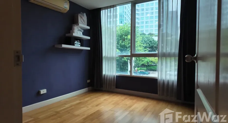 For sale 2 ベッドルーム condo in Sathon, Bangkok