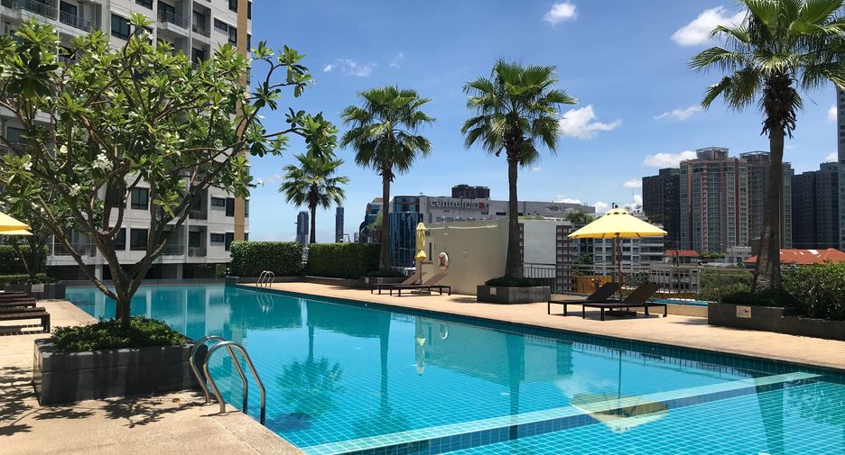 For sale 1 bed condo in Yan Nawa, Bangkok