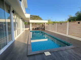 For rent 5 bedrooms villa in Mae Rim, Chiang Mai