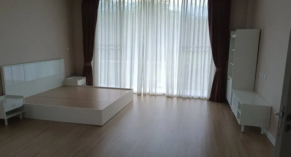 For rent 5 bedrooms villa in Mae Rim, Chiang Mai