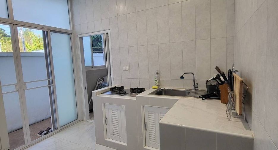 For rent 5 bedrooms villa in Mae Rim, Chiang Mai
