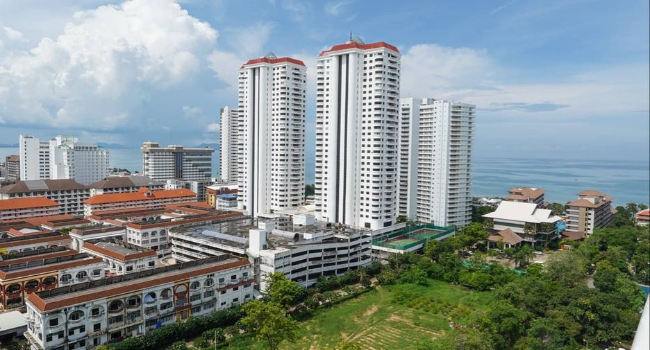 For sale studio condo in Bang Lamung, Chonburi