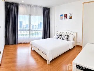 For sale 1 bed condo in Huai Khwang, Bangkok