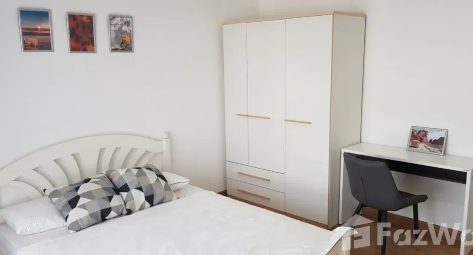 For sale 1 bed condo in Huai Khwang, Bangkok