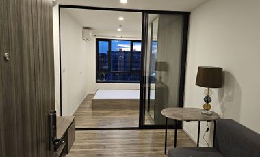 For sale 1 bed condo in Mueang Samut Prakan, Samut Prakan
