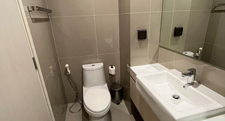 For sale and for rent 1 bed condo in Watthana, Bangkok