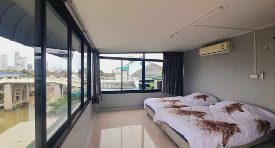 Haus zur Miete mit 4 Zimmer in Sattahip, Chonburi