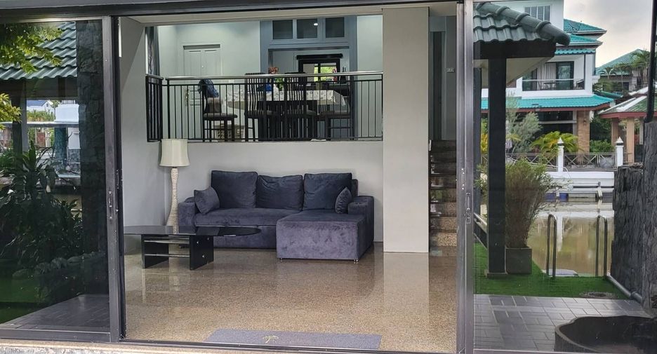 Haus zur Miete mit 4 Zimmer in Sattahip, Chonburi