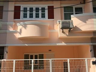 Продажа 3 спальни таунхаус в Саи Маи, Бангкок