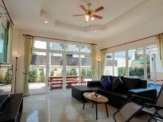 À louer 3 chambres maison à Bang Lamung, Chonburi
