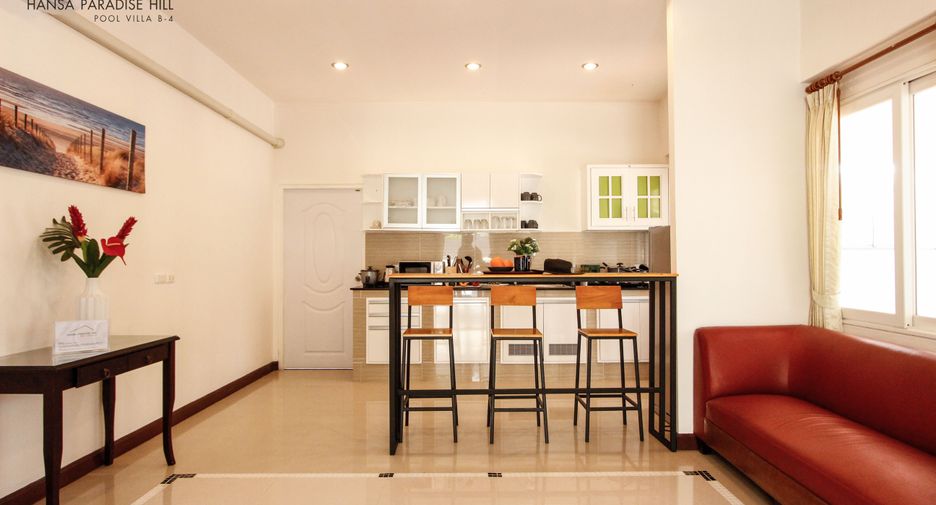 Casa en alquiler de 3 habitaciones en Bang Lamung, Chonburi