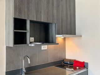 Продажа 1 кровать кондо в Банг Рак, Бангкок