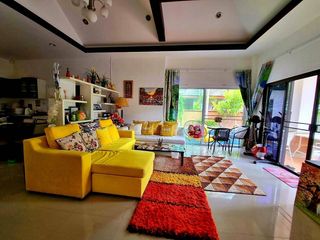 Villa zum Kauf und zur Miete mit 3 Zimmer in Bang Lamung, Chonburi