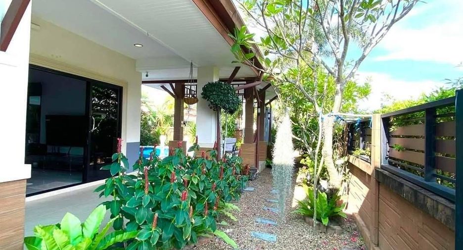 À louer 3 chambres villa à Bang Lamung, Chonburi