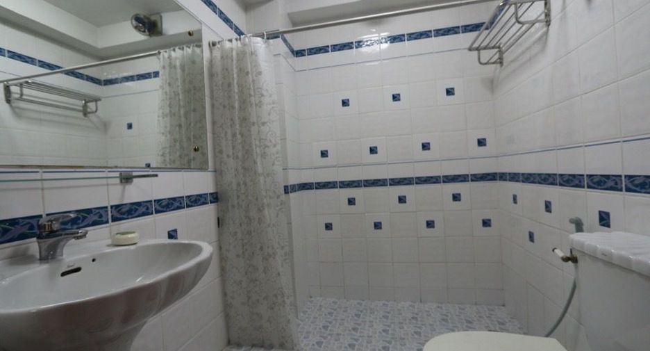 For sale 3 bedrooms townhouse in Mueang Chiang Mai, Chiang Mai