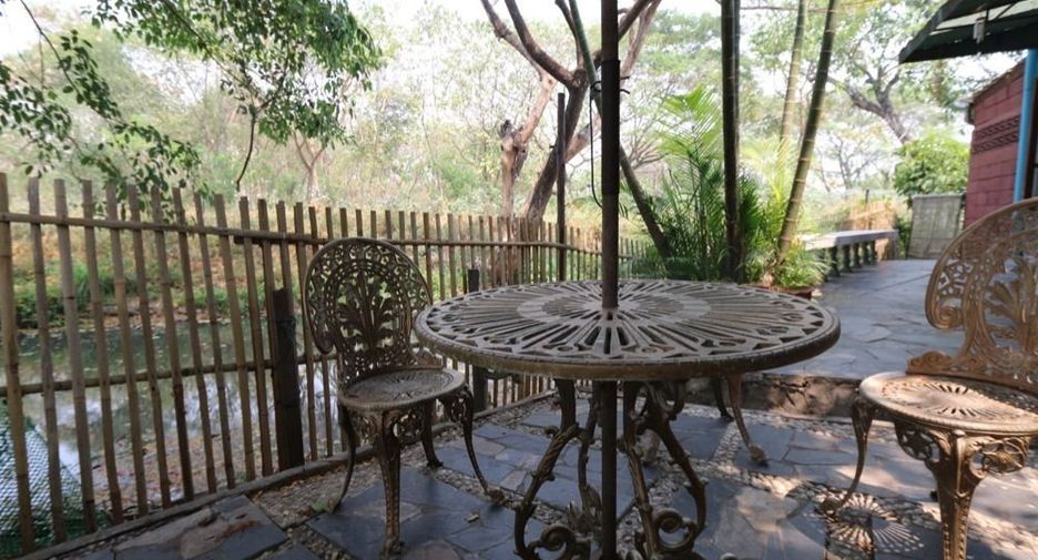For sale 3 bedrooms townhouse in Mueang Chiang Mai, Chiang Mai