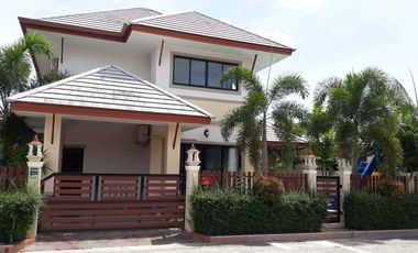 Villa zur Miete mit 4 Zimmer in Bang Lamung, Chonburi
