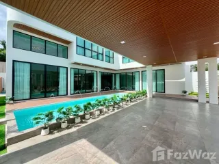 Villa en venta y en alquiler de 6 habitaciones en Mueang Chiang Mai, Chiang Mai