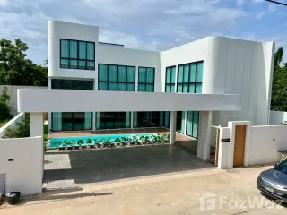Villa en venta y en alquiler de 6 habitaciones en Mueang Chiang Mai, Chiang Mai