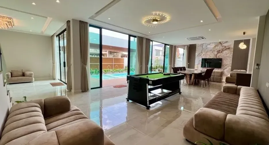 Villa en venta y en alquiler de 6 habitaciones en Mueang Chiang Mai, Chiang Mai