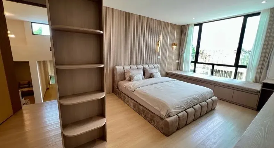 Villa en venta y en alquiler de 6 habitaciones en Mueang Chiang Mai, Chiang Mai
