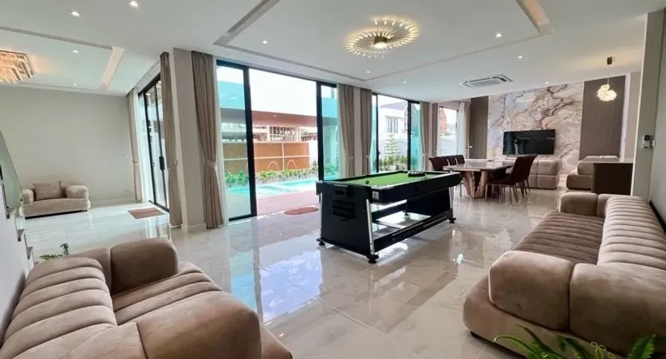Villa en venta y en alquiler de 6 habitaciones en Mueang Chiang Mai, Chiang Mai