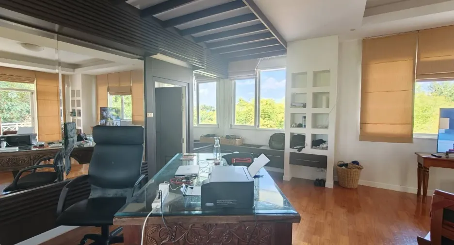 Villa en venta de 4 habitaciones en Hang Dong, Chiang Mai