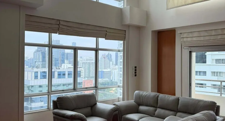 For sale 2 bedrooms condo in Pathum Wan, Bangkok