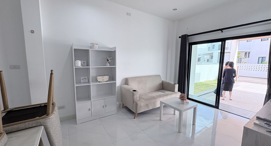 Casa en alquiler de 4 habitaciones en Hang Dong, Chiang Mai