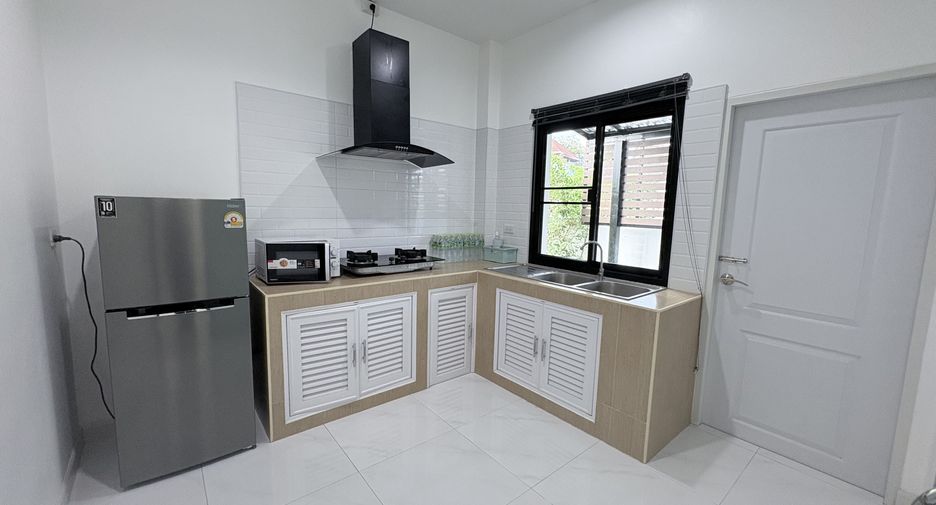 Casa en alquiler de 4 habitaciones en Hang Dong, Chiang Mai
